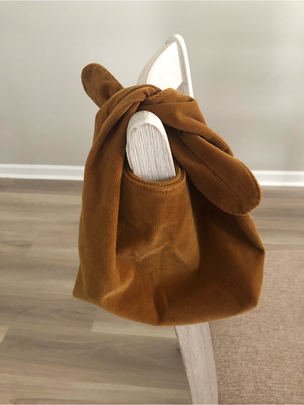 Merit Beauty Corduroy Tie Boho Makeup Bag Knapsack | NWOT - Picture 3 of 6
